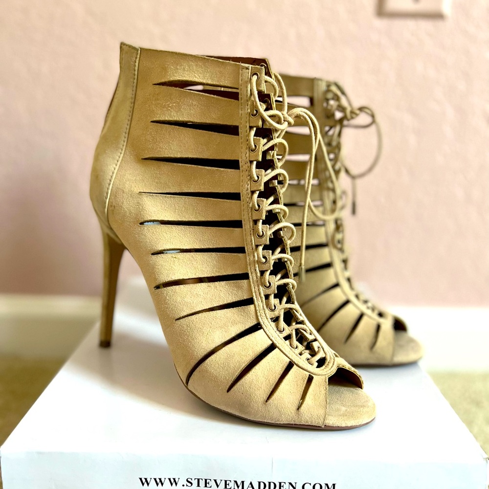 Steve Madden Cyder Blush Suede, Size 10